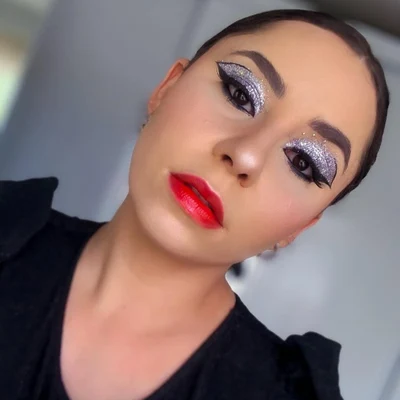 Produção de beleza para eventos em Joinville - Andressa Rosa Beauty
